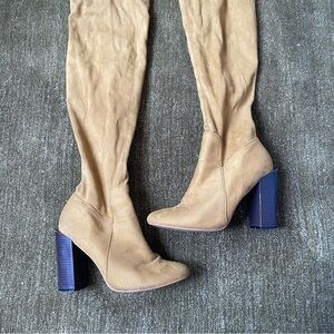 Tan Suede Block Heel Women's Boots size 8